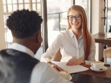 two-happy-people-having-a-conversation-3874038